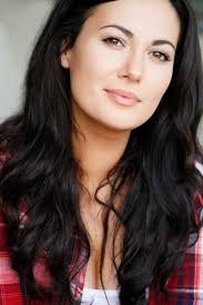 Some Irish Girls Have Dark Hair Light Eyes Beautiful Irish Women Beauty Irish Beauty
