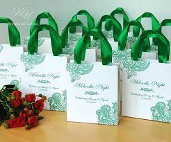 35 Mehndi Night Gift Bags With Satin Ribbon Names Personalized Wedding Welcome Bags For Guests Henna Indian Wedding Gifts And Favors In 2021 Indian Wedding Gifts Wedding Gift Bags Wedding Welcome Bags