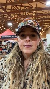 Katie Alcorn's Instagram, Twitter & Facebook