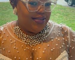 Angelique Owen's Instagram, Twitter & Facebook