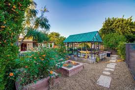 416 W Las Palmas Dr Fullerton Ca 92835 Mls Pw17095638 Zillow Las Palmas Private Patio Fenced In Yard