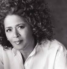 Harriet Hamlin's Instagram, Twitter & Facebook