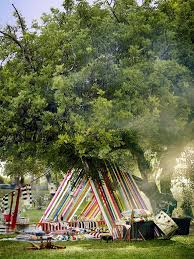 Mobel Einrichtung Expresslieferung In 48h Everyone Loves A Good Picnic And At Ikea You Ll Find Everyth Diy Outdoor Party Tent Diy Tent Diy Outdoor Party