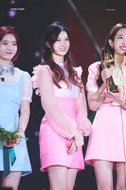 Minatozaki Sana Kpop Fashion Fashion Twice Sana