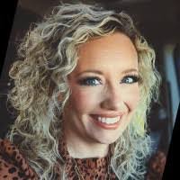 Darcy Wolf's Instagram, Twitter & Facebook