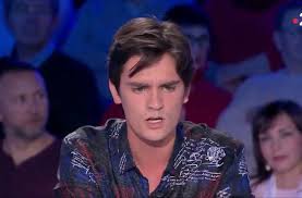 Thank you for the numerous messages that reach my heart. Video Onpc France 2 Agace Alain Fabien Delon Refuse De Laver Son Linge Sale En Public