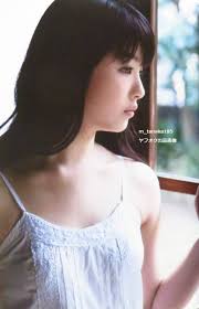 浜辺美波 ファースト 写真集 瞬間－Funbid香港本地日本代購網站