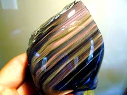 California Rainbow Obsidian Is A Natural Wonder Photos Minerals And Gemstones Rocks And Gems Stones And Crystals