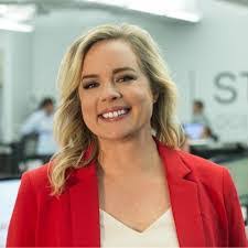 Lynda Shoemaker's Instagram, Twitter & Facebook