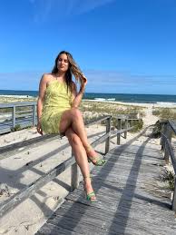 Comic Hannah Berner Returns To Westhampton Beach Performing Arts  Centersexiezpix Web Porn