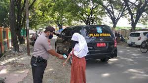 Ujian keperempuanan / mari lakukan ujian personali. Https Makassar Tribunnews Com 2021 04 12 Danny Pomanto Pimpin Upacara Prosesi Pelepasan Jenazah Malik B Masri Https Cdn 2 Tstatic Net Makassar Foto Bank Images Walikota Makassar Danny Pomanto Tampil Sebagai Pembina Upacara Proses