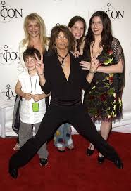 They were joined by his daughter chelsea as well as baby daddy actress melissa peterman. Steven Tyler Biography Singer Steven Tyler Aerosmith Mia Tyler Steven Tyler