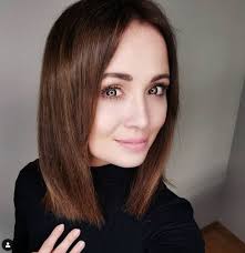 Przejdź do nawigacjiprzejdź do wyszukiwania. Polska Aktorka Agnieszka Mrozinska Krotko Obciela Wlosy