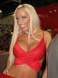 File:Lachelle Marie at AVN Adult Entertainment Expo 2008 (1).jpg -  Wikimedia Commons