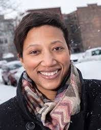 Barbara Dinning's Instagram, Twitter & Facebook