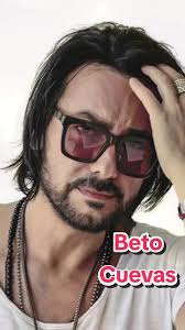 Beto Cuevas 12/09/67 Hoy cumple 57 años el cantante, músico,  compositor,actor y diseñador chileno Luis Alberto Cuevas Olmedo,mejor  conocido como Beto Cuevas,artista reconocido por sido el vocalista de ...