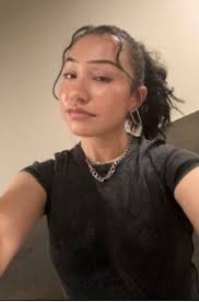 Jimena's Mental Manual: The Yellow Wallpaper