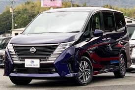 セレナの中古車の注意点とは?選び方のポイントを詳しく解説 - 新車・中古車販売ならグローバルクレスト