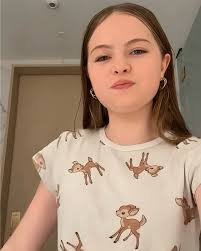 Lesha Smith's Instagram, Twitter & Facebook