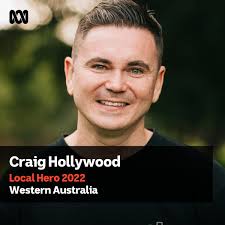Congratulations to Craig Hollywood 🎖👏 Craig is the founder and CEO of  Short Back & Sidewalks — a group of volunteers giving free haircuts to  people experiencing homelessness. Since starting in 2015,