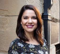 Shelley Hammond's Instagram, Twitter & Facebook