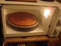 This can also cause it to rise too high and stick to the inside of the oven. What Temperature Should Be Set For Baking Cakes In A Microwave Oven