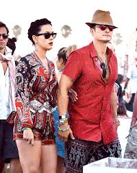 Katy literally dropped to the floor and was waving her booty around, beckoning orlando. Katy Perry And Orlando Bloom Coachella 2016 In Indio Gotceleb