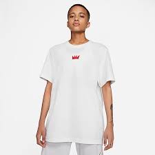 Serena williams is human, has nipples. Serena Williams Nike De