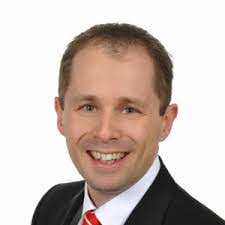 Dennis Dorr's Instagram, Twitter & Facebook