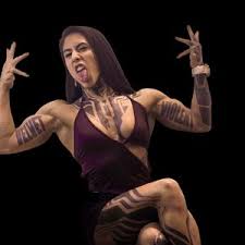 Layla Pollock (@visceral.rascal) | TikTok