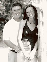 Miss Murdock to marry Mr. Gray