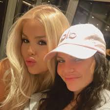 Kelsey Derringer and Ryan Parris's Wedding Website