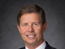 LDS Church members sustain 11 new General Authorities