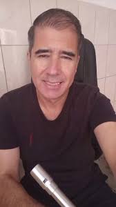 This is a Tin Whistle Wide Bore in D for Sessions. , Strong and  high-intensity timbre, perfect tuning made in the first and second octave. 