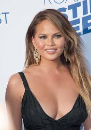 Chrissy teigen is an american model known online for her use of twitter, where her tweets are often reported on for being humorous. 43 Sexy And Hot Chrissy Teigen Pictures Bikini Ass Boobs Sharenatorsharenator