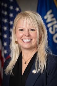 🏛️John Wasielewski, a student support specialist, science teacher, cross  country and track coach and GSA facilitator at Lake Oswego Middle School,  announced his campaign for House District 38 in a press release