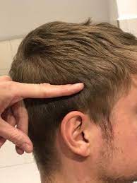 haarschnitt so geht es ohne friseur in 2021 haare schneiden manner haarschnitt haare schneiden anleitung