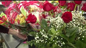 Valentine S Day Flowers With Royer S Flowers Gifts Fox43 Com