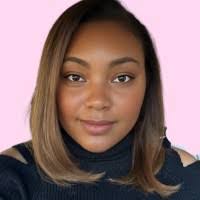 Susannah Jackson's Instagram, Twitter & Facebook