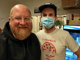 Giovanni's Family Italian Restaurant 10/10 🥰🥰 4050 N Bend Rd ,Cincinnati  Ohio 45211