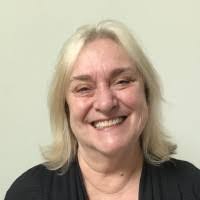 Karen Hand's Instagram, Twitter & Facebook