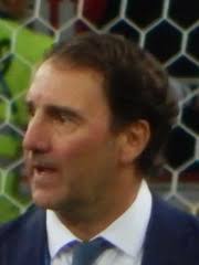 Nelson Vivas Biography