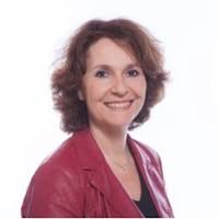 Magdalena Sáenz Email & Phone Number