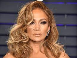 J.lo pixie cut (page 1). Jennifer Lopez Debuted A Pixie Cut And Of Course She Looks Amazing Glamour