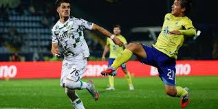 Moreirense rejeita oferta de 1,5 milhões do Vasco da Gama por Dinis Pinto