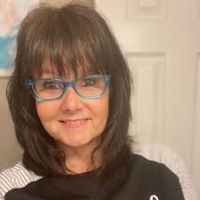 Stacey Downs (@Hey_Its_Ms_D)