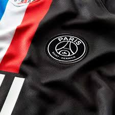 Con una versión moderna de la tradicional franja roja. Camiseta Psg 2020 2021 Alternativa Equipacion Paris Saint Germain