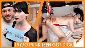 Lou Nesbits Fotze geil auf harten Schwanz! WOLF WAGNER