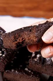 If You Re On The Keto Diet You Need To Try These Low Carb Brownies Recipe In 2020 Keto Brownies Low Carb Brownies Recipes