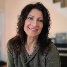 What are some decent recycle bin options for a small dorm room?